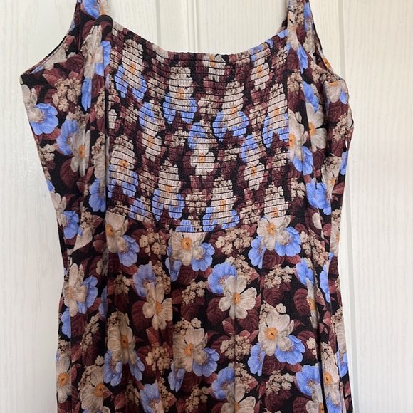 Wilfred aritzia midi dress - Picture 6 of 6